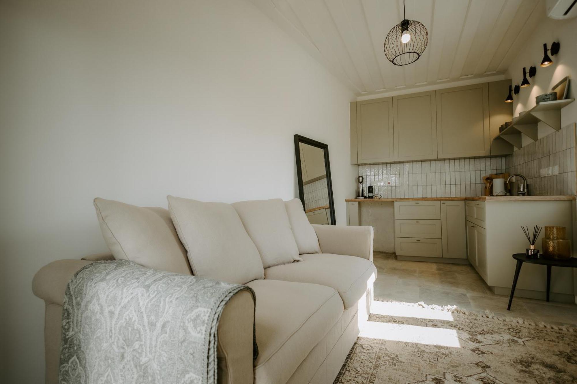 Smaragda'S Guest Rooms Лімасол Екстер'єр фото